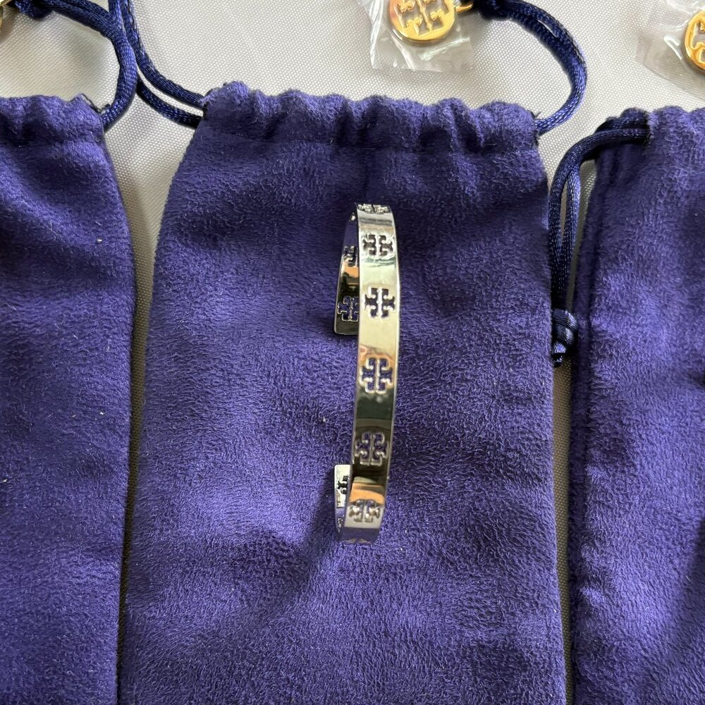 Tory Burch T- Pierced Logo Cuff in Metallic SILVER - Picture 5 of 6